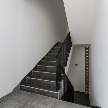 Reddoorz Plus Near Perbanas Jakarta Exteriér fotografie