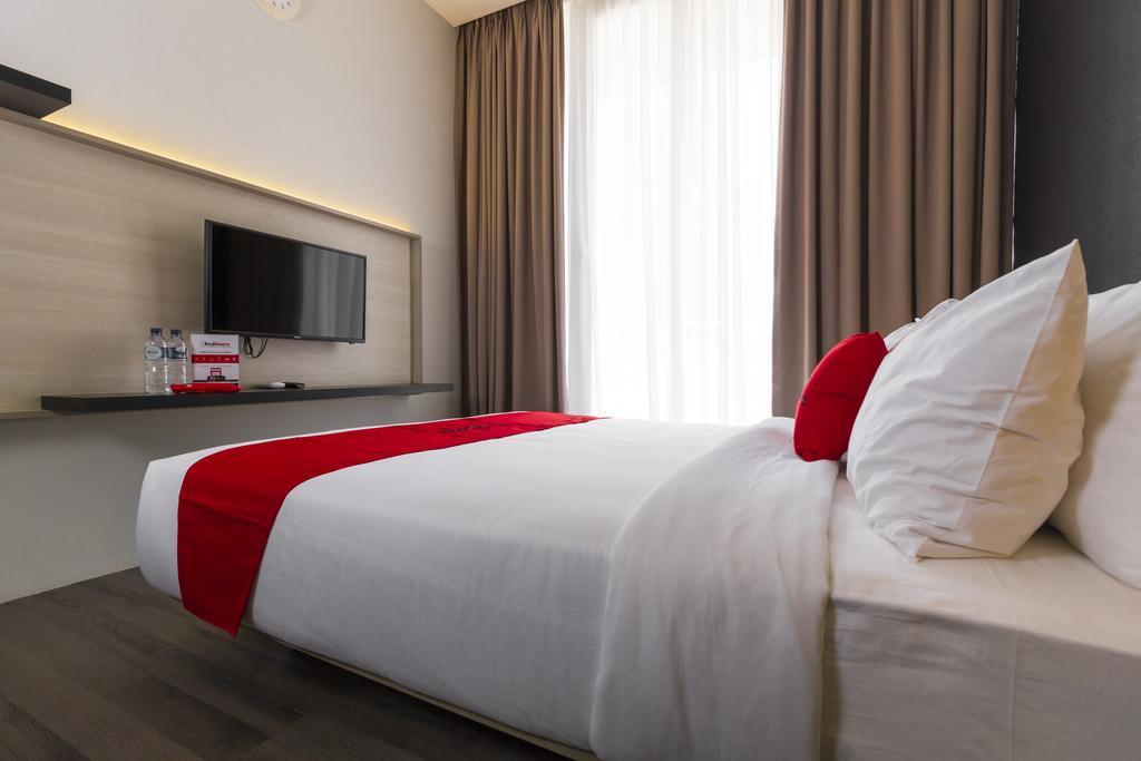 Reddoorz Plus Near Perbanas Jakarta Exteriér fotografie