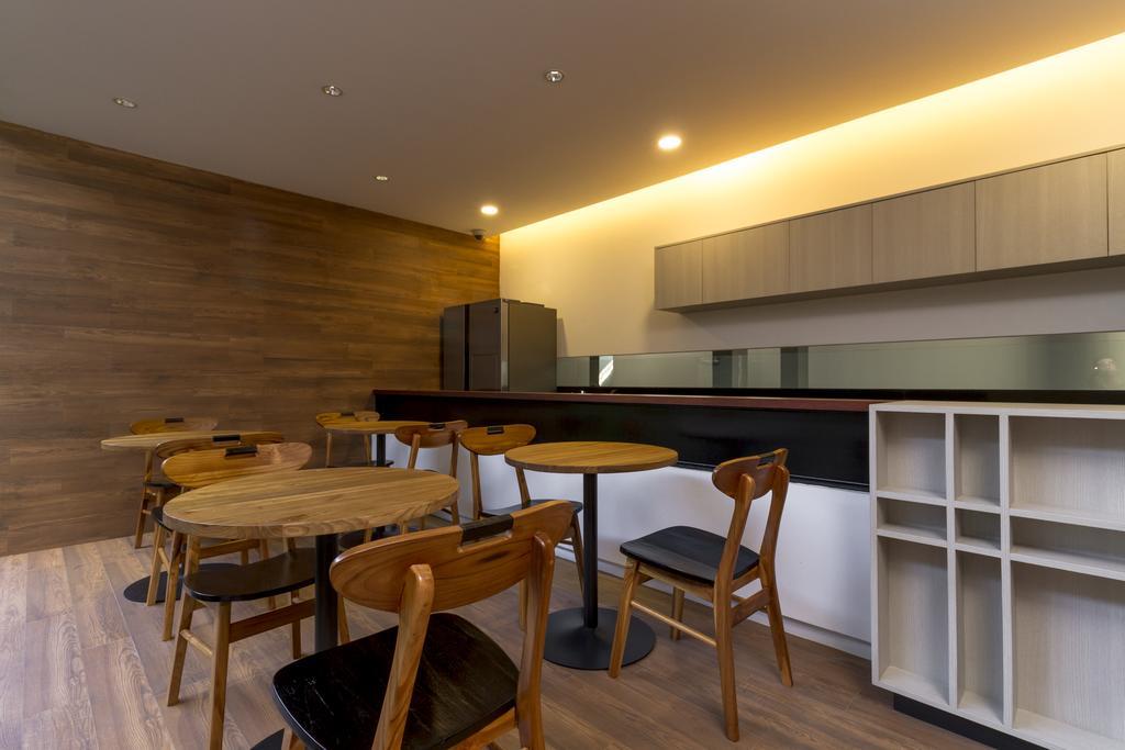Reddoorz Plus Near Perbanas Jakarta Exteriér fotografie
