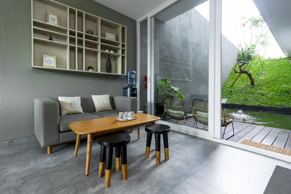 Reddoorz Plus Near Perbanas Jakarta Exteriér fotografie
